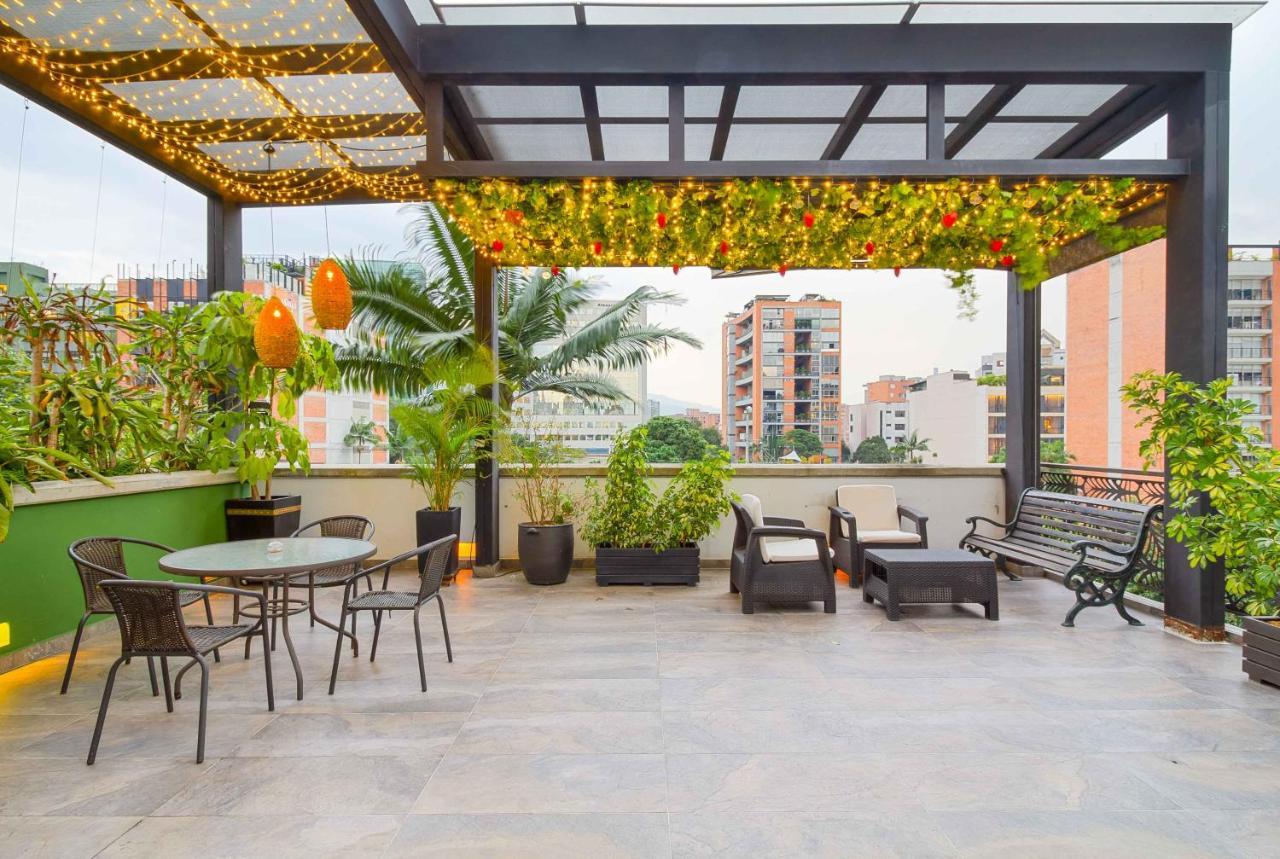 Camelot Apartahotel 麦德林 外观 照片